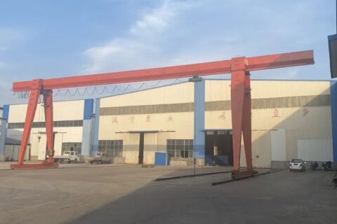 32吨龙门吊技术参数表MH型32吨单梁龙门吊外形尺寸表
