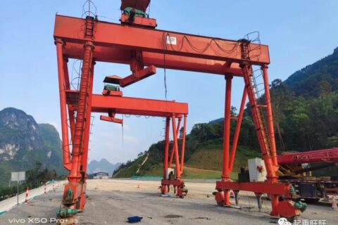 起重机保养的关键步骤和注意事项