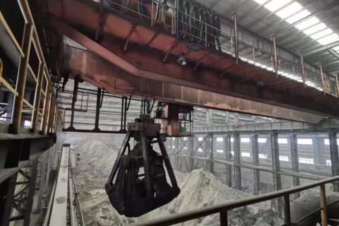 基于深度学习的智能起重机配矿系统研究